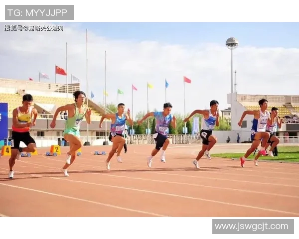 足球明星田径赛盛况空前球场外的速度与激情交汇的精彩瞬间 足球明星田径赛盛况空前球场外的速度与激情交汇的精彩瞬间