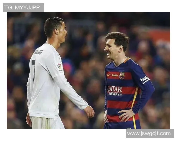 各国足球明星同框合影展现团结与友谊的精彩瞬间