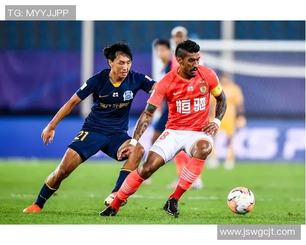 2018年富力与恒大激战回顾:精彩瞬间与战术分析全景展现 2018年富力与恒大激战回顾:精彩瞬间与战术分析全景展现